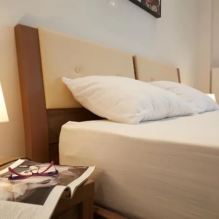 F & B Collection - Flat For 4 Apartament